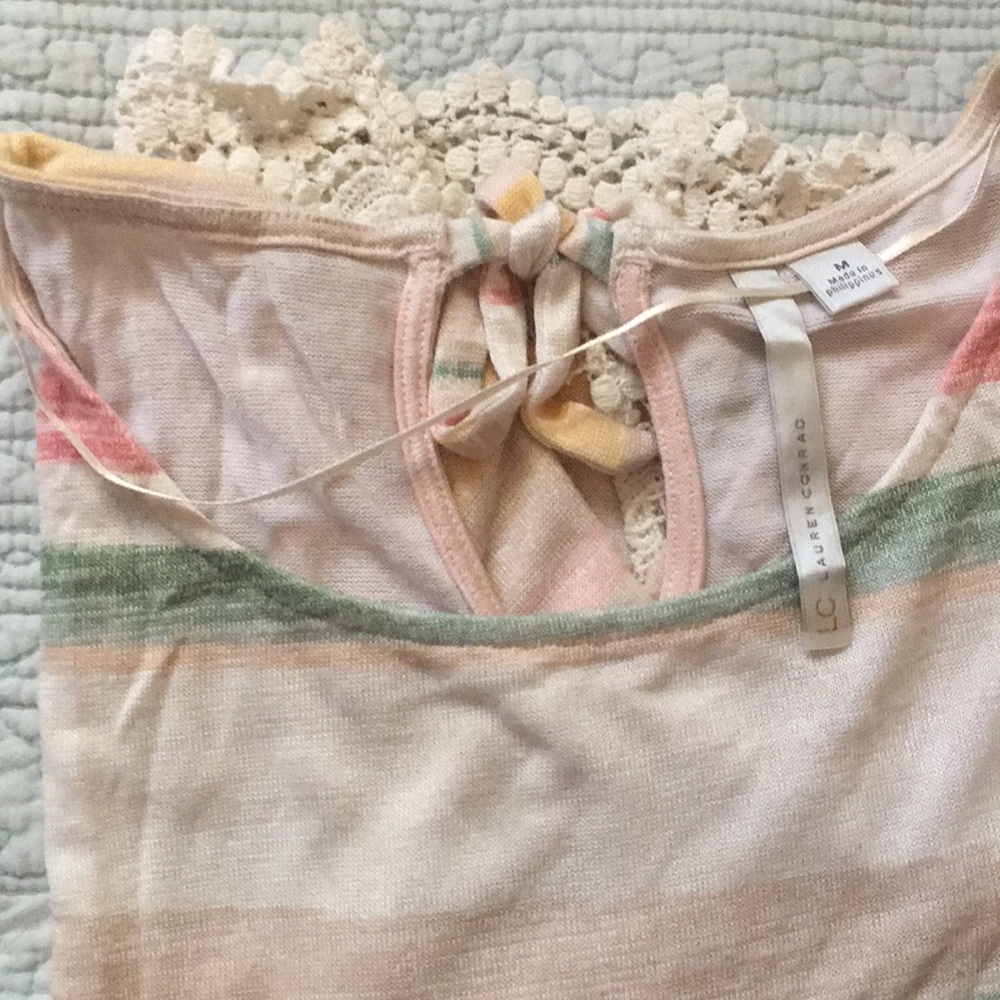 Lauren Conrad Long Sleeve Top